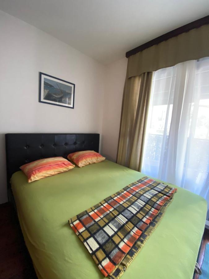 Studio Apartment Nika Andusa Petrovac Екстериор снимка